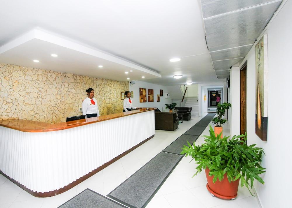 Hotel Portobelo Convention Center San Andrés Extérieur photo