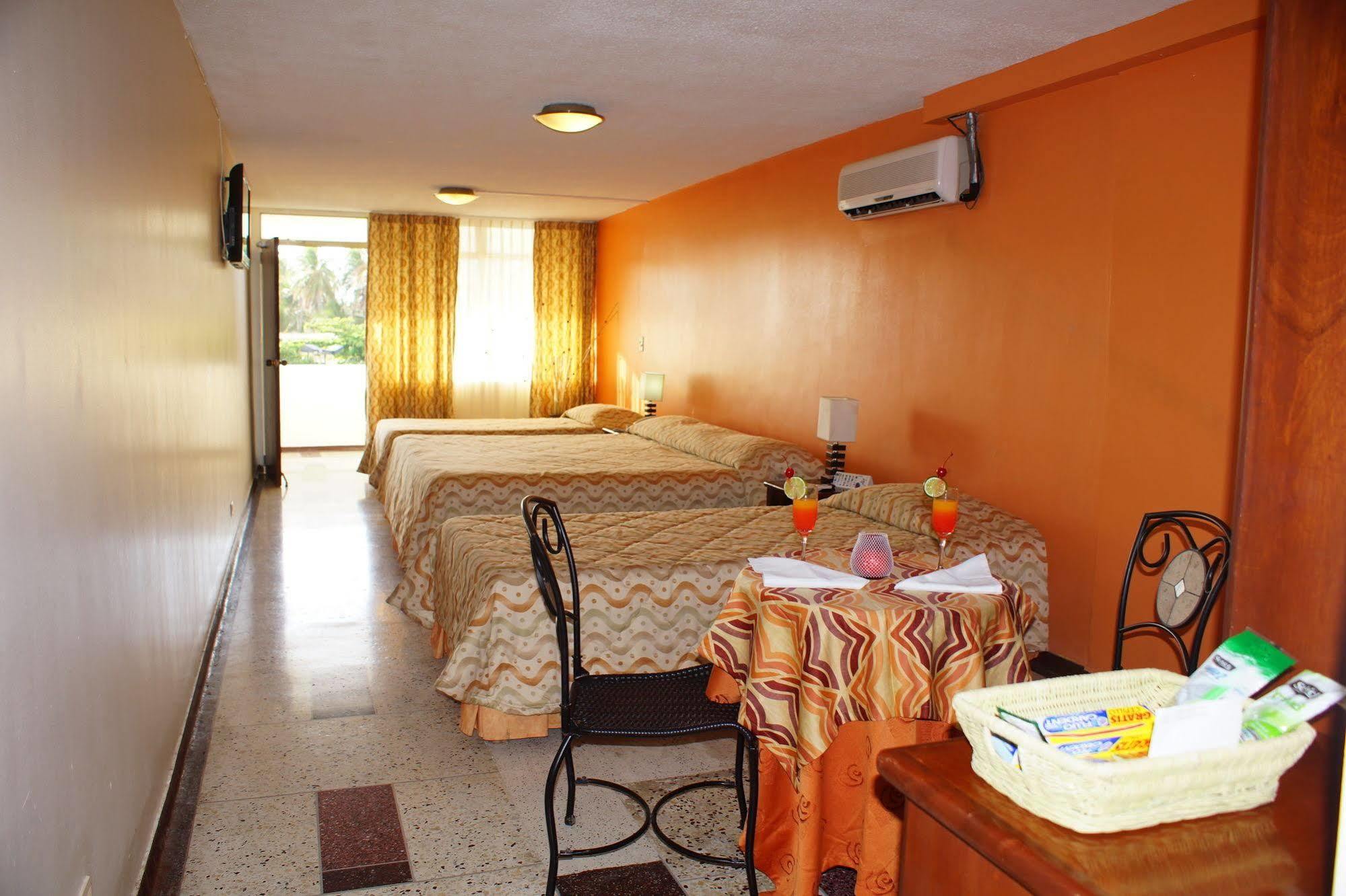 Hotel Portobelo Convention Center San Andrés Extérieur photo